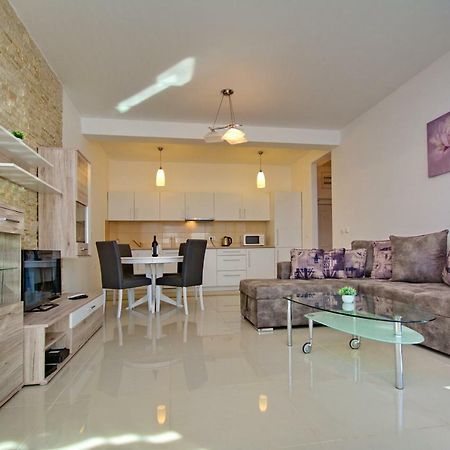 Apartment Dobrota โกตอร์ ภายนอก รูปภาพ